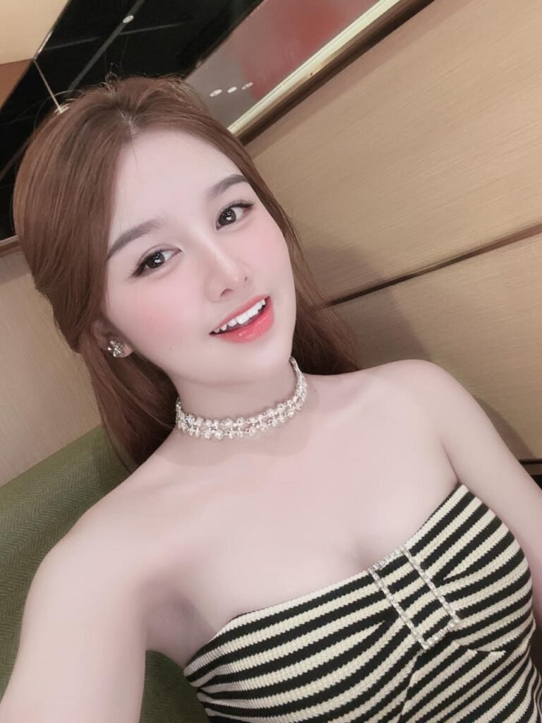 Khám Phá Ảnh Avatar Cô Gái Biểu Tượng Phong Cách Và Cá Tính Mạnh Mẽ